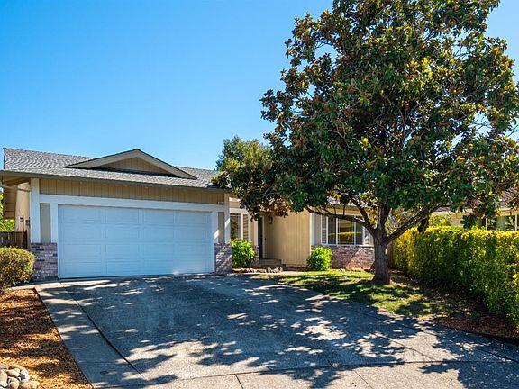2nd image of 4416 Hamlet Court