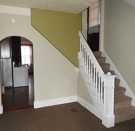 2nd image of 420 Mace St