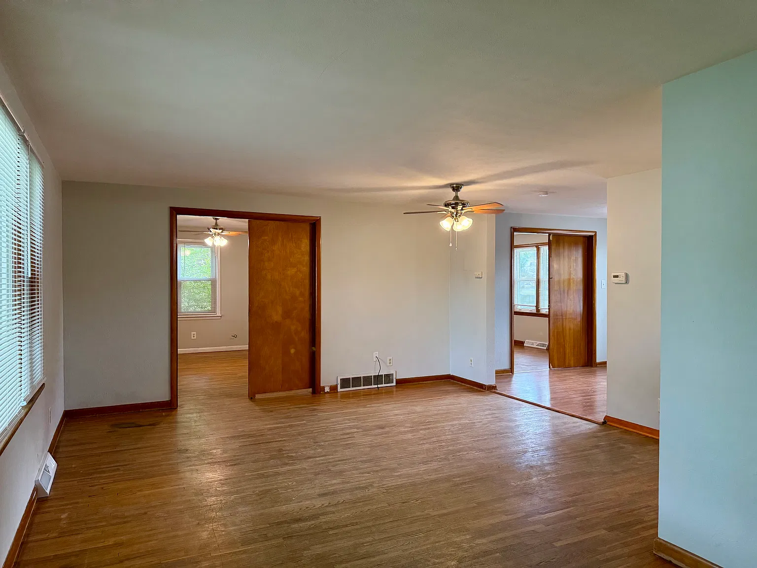 3 bed, 2.5 bath, 1368 sqft, $1,500 — Photo 2