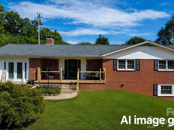 35 Glendale Dr, Spruce Pine, NC 28777