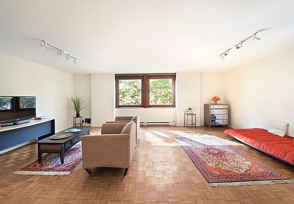 5th image of 1080 Madison Ave #4A
