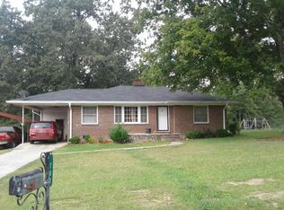 703 Hillcrest Dr, Thomson, GA 30824