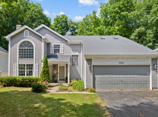 8566 Cedar St, Fox Lake, IL 60020