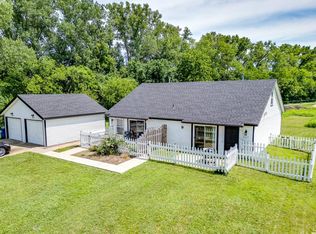 3615-3617 S Brush Creek Dr, Lawrence, KS 66047