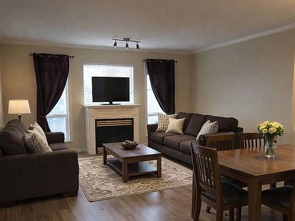 3rd image of 33150 4th Ave #209