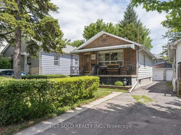 101 17th St, Toronto, ON M8V 3K5