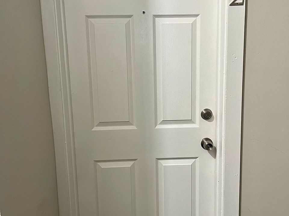 Entrance from the common area.