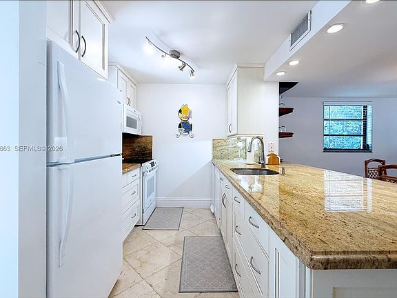 2nd image of 96000 Overseas Hwy APT U1