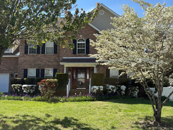 1322 Paxton Dr, Knoxville, TN 37918