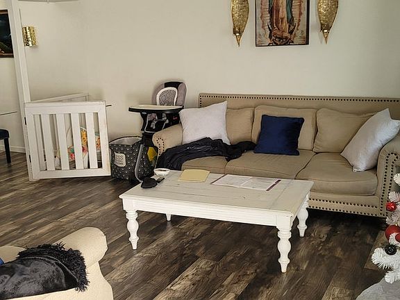 4th image of 3705 Longhorn Ln