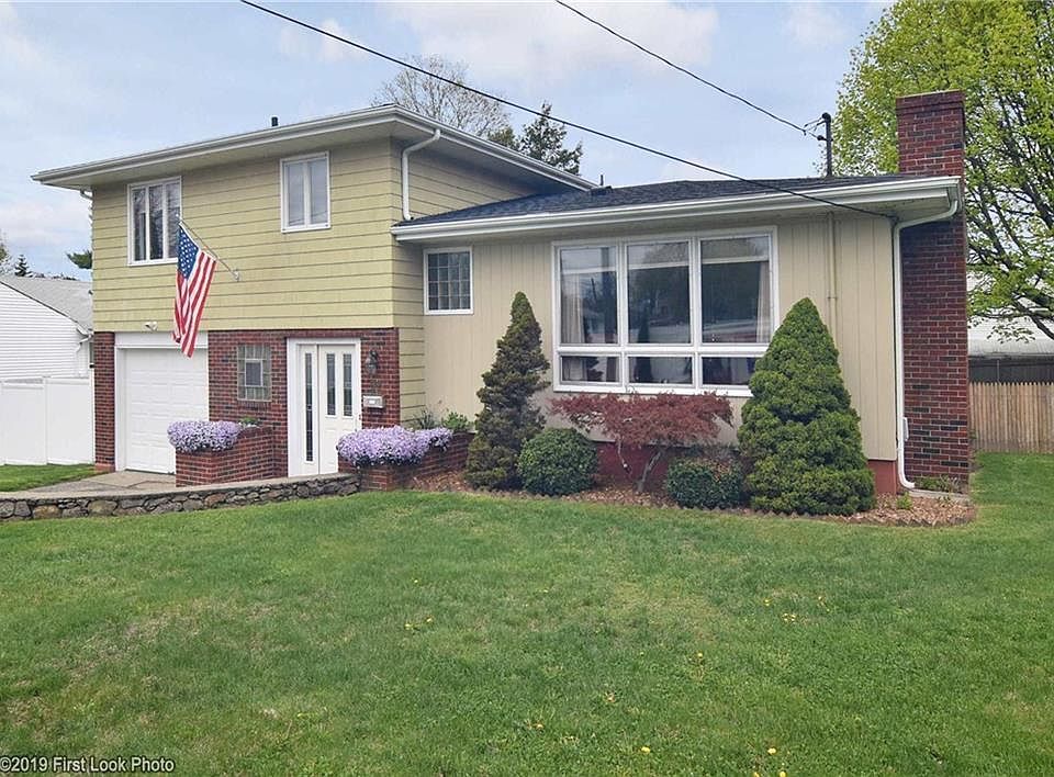 1st image of 89 Hazard Ave