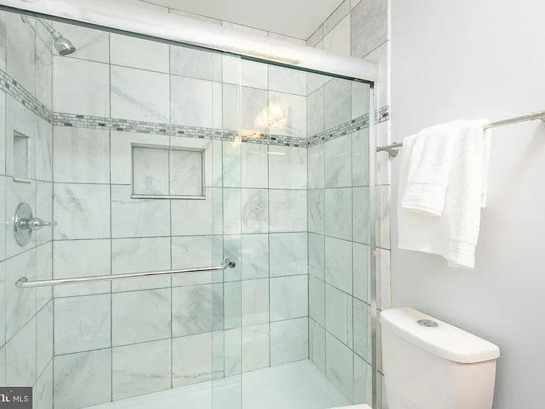 7840 Liberty Springs Cir — Photo 13