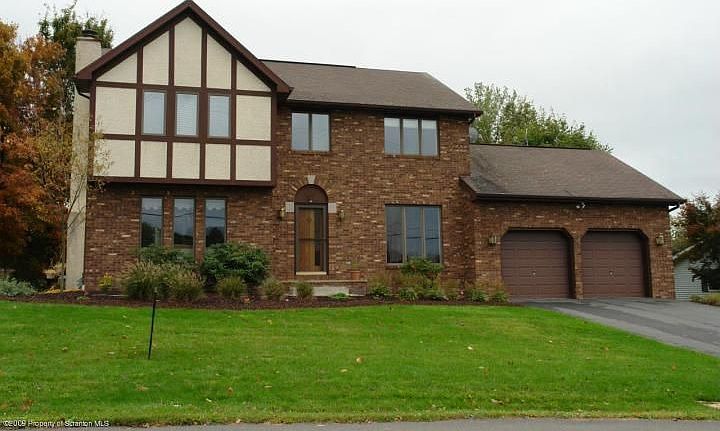 2nd image of 202 Simrell Rd #L36