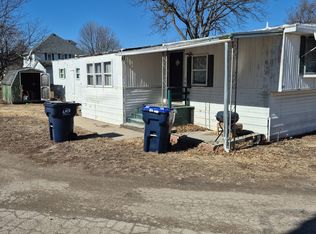 109 S Pearl St #19, Atkinson, IL 61235