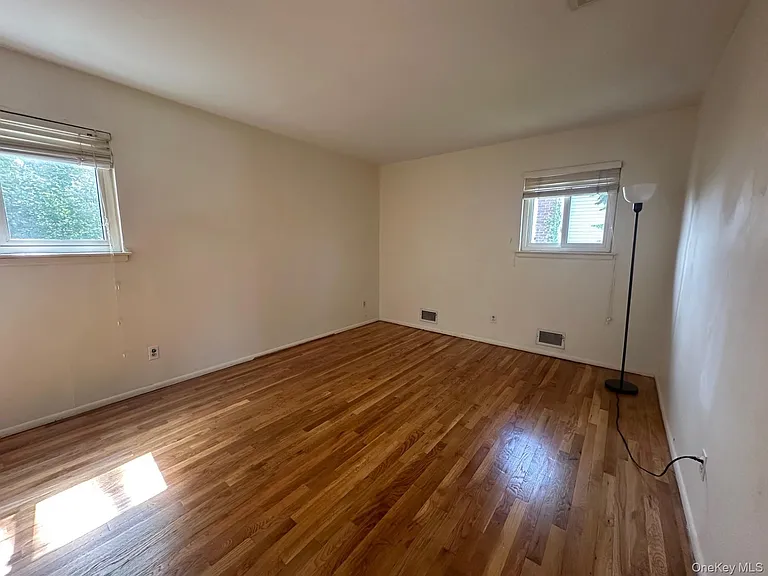 103 Wayne St — Photo 8