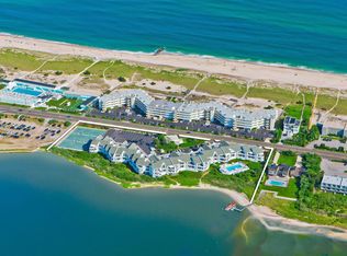 261 Dune Rd APT 41C, Westhampton Beach, NY 11978