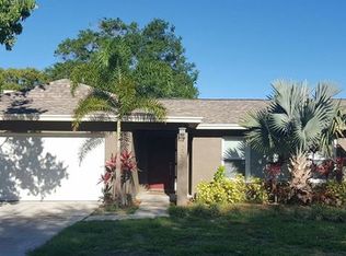2078 Swan Ln, Safety Harbor, FL 34695