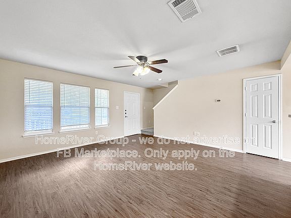 4th image of 7113 Planters Row Dr