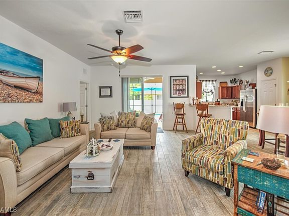 3rd image of 3016 SW 5th Pl