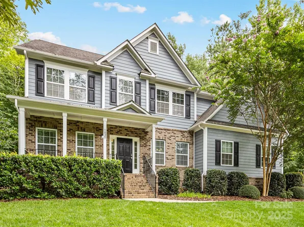 1025 Crofton Dr, Waxhaw, NC 28173