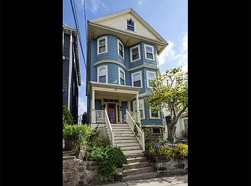 23 Evergreen St #2R — Photo 15