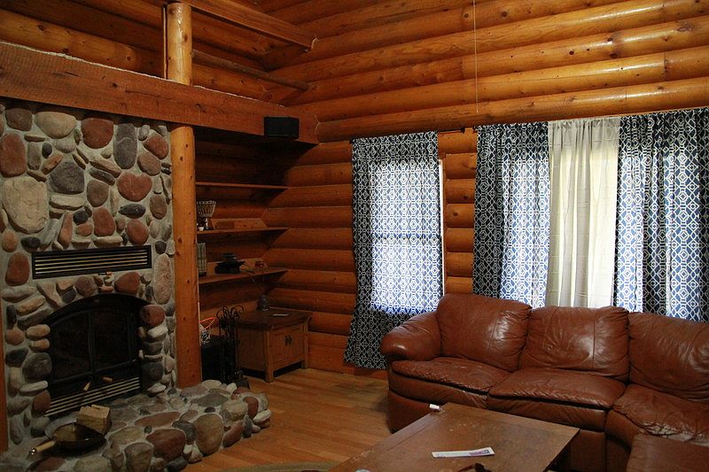 2nd image of 597 Cassidy Ln