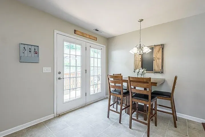 Residences at Devanshire — Photo 14