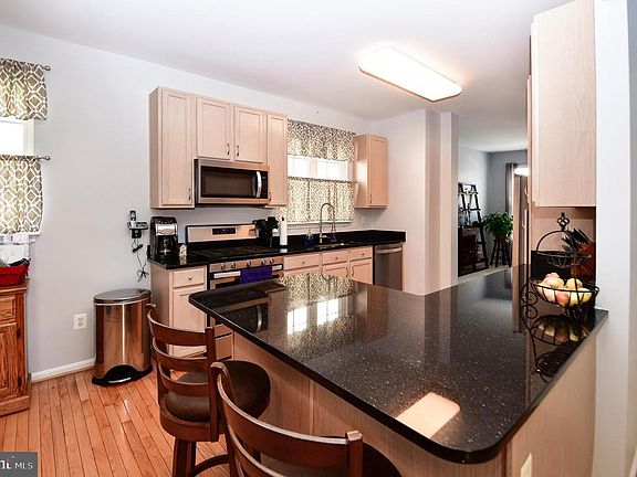 4th image of 13914 Coachmans Cir