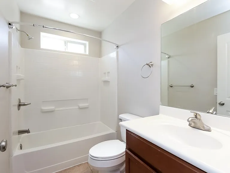 8216 S 6th Ln — Photo 15