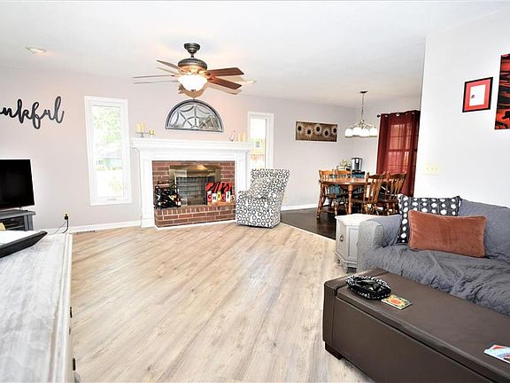 3rd image of 3800 S Rogers Cir