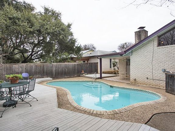 2nd image of 10811 Whisper Valley St