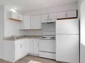 Courtyard Apartments