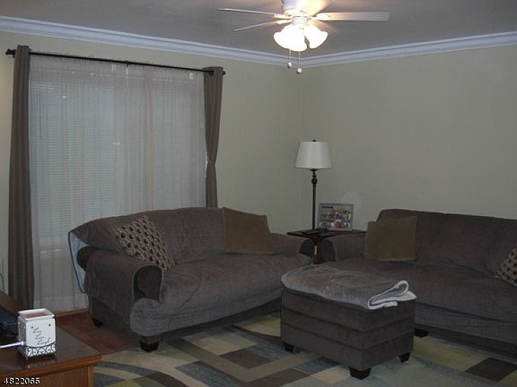 3rd image of 46 Bolton Ct Unit 46