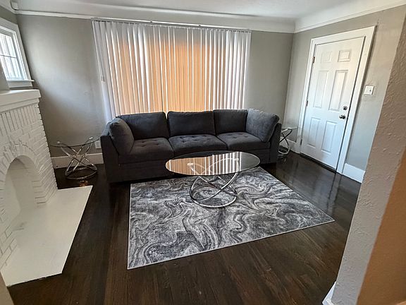2nd image of 8327 Northlawn St #1