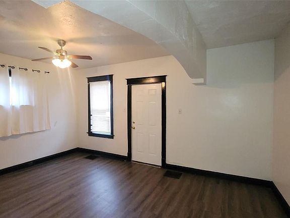 2nd image of 4844 Calvin Ave