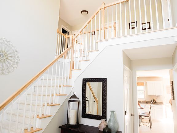 2nd image of 24872 Lake Meadows Dr