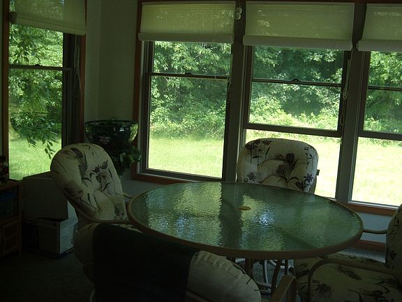 enclosed sun room
