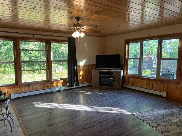 11520 Back Bay Rd APT 1, Minocqua, WI 54548