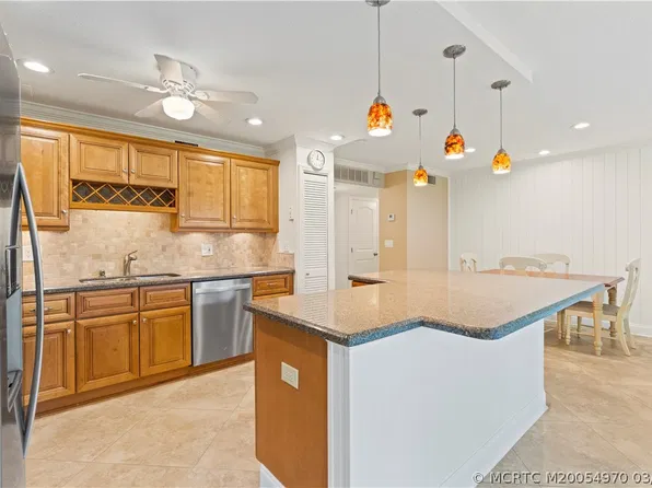 1800 SE Saint Lucie Blvd APT 9-102, Stuart, FL 34996