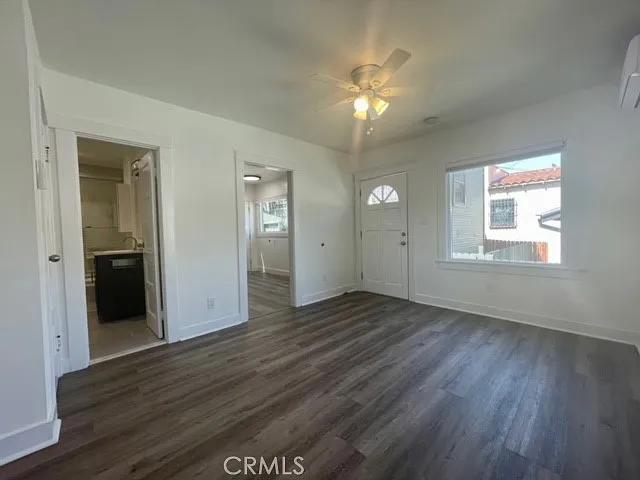 2127 Glendale Blvd — Photo 2