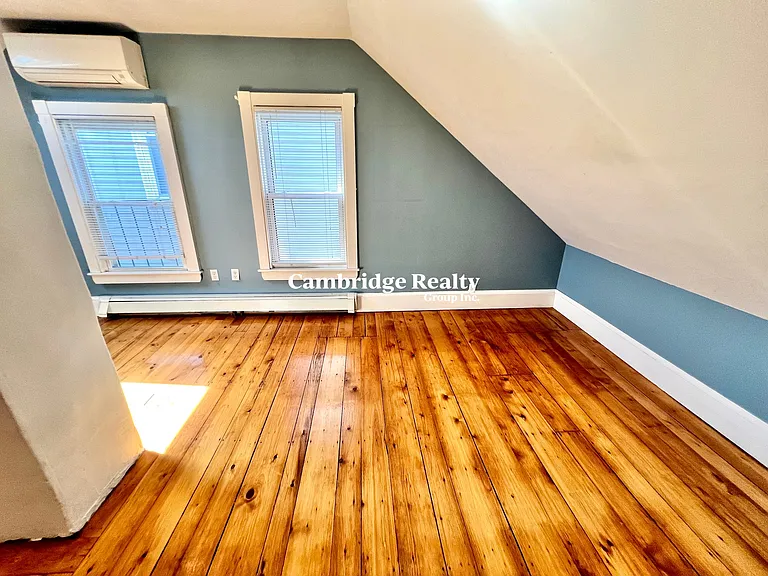 32 Fairmont Ave #2T — Photo 20