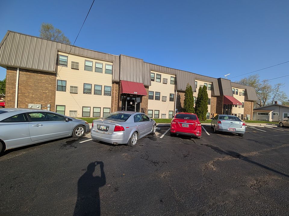 1st image of 509 S Detroit St APT 6