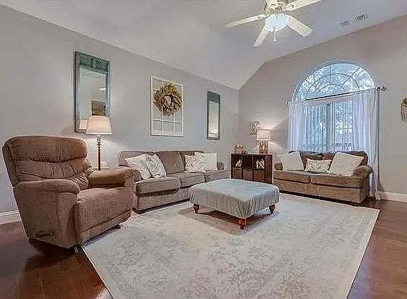 4th image of 8895 Camfield Way