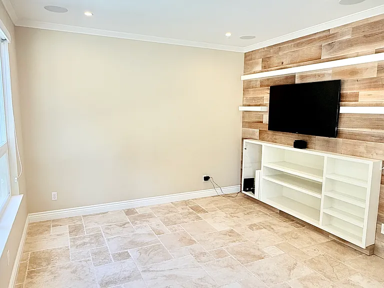 5130 Genovesio Dr — Photo 2
