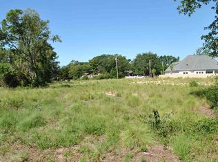 11 S Ave S, North Myrtle Beach, SC 29582