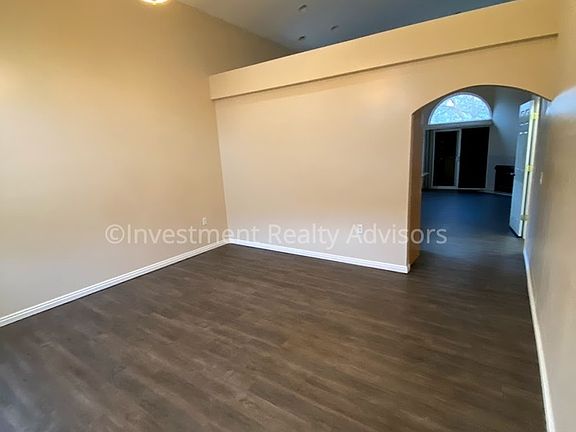 2nd image of 2275 E Arbor Ln