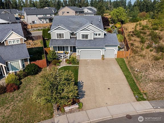 3rd image of 2909 65th Street SE