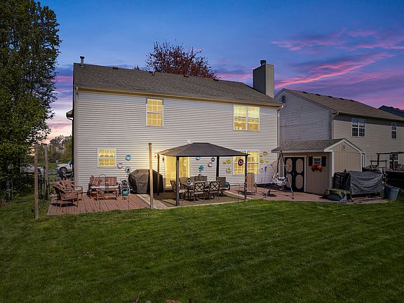 2nd image of 827 Treyburn Lakes Way