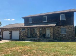 141 Daleview Dr, Vincennes, IN 47591
