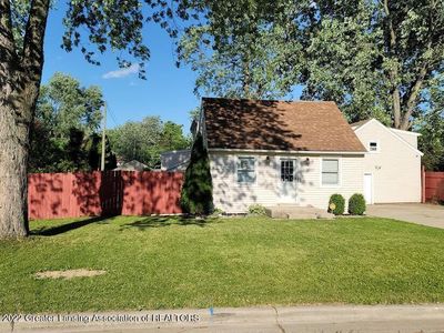 2917 Ingham St, Lansing, MI, 48911